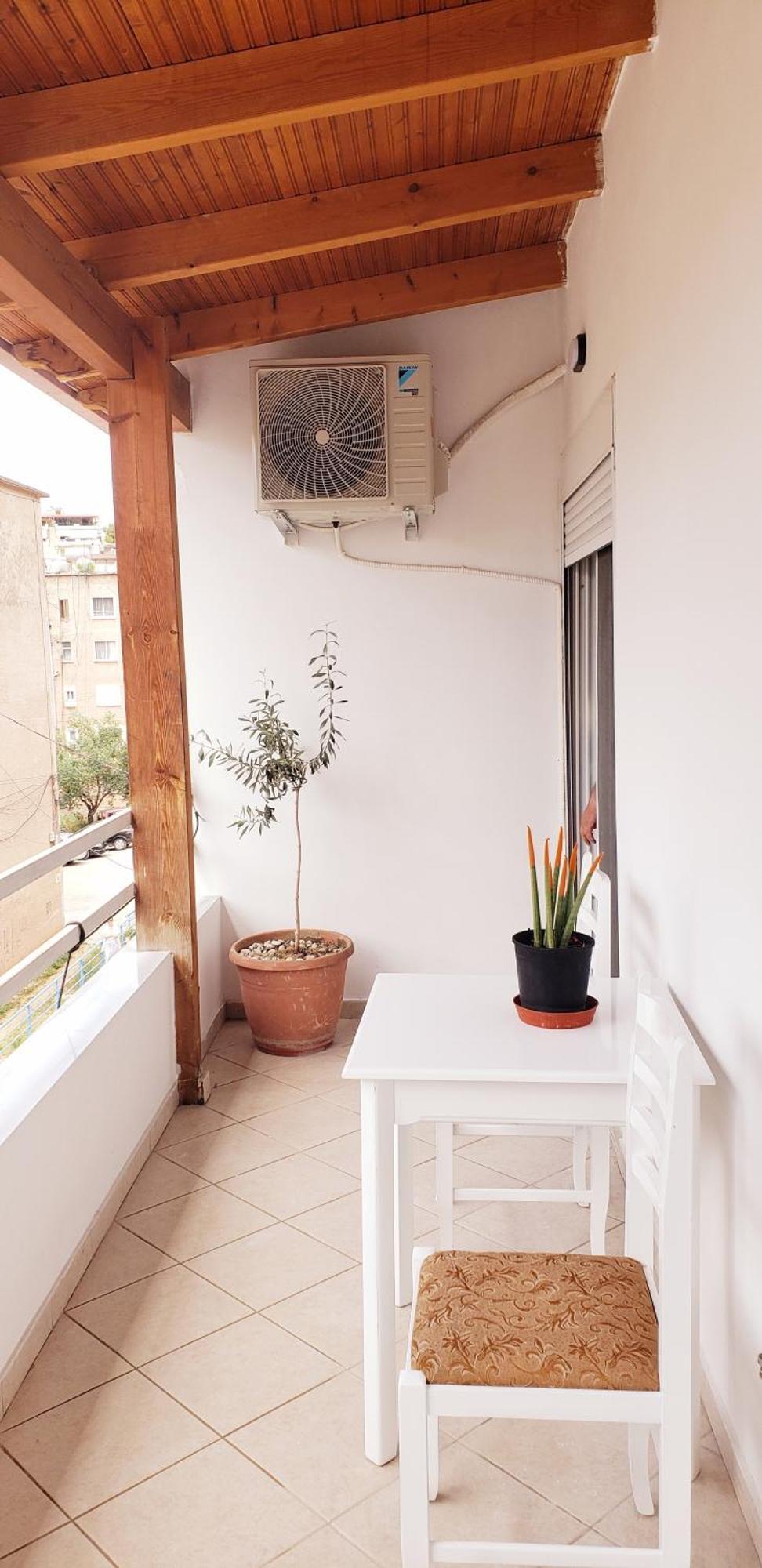 Michalis, 2-bedroom apartment in Saranda Buitenkant foto